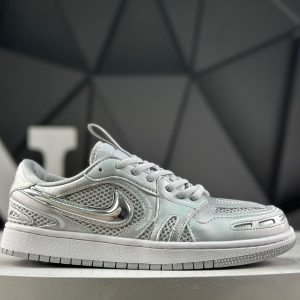 Nike Air Jordan 1 Low 01191 Sneakers