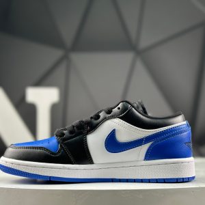 Nike Air Jordan 1 Low 01226 Sneakers