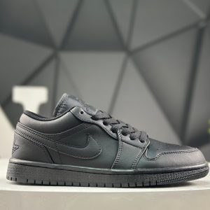 Nike Air Jordan 1 Low 01242 Sneakers
