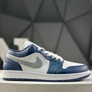 Nike Air Jordan 1 Low 01273 Sneakers