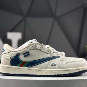 Nike Air Jordan 1 Low x Travis Scott XS2-025 Sneakers