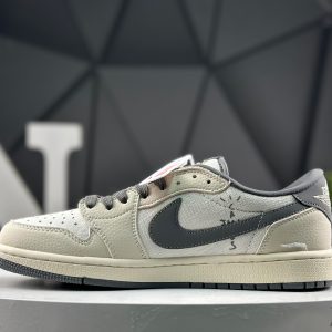 Nike Air Jordan 1 Low x Travis Scott XS2025-005 Sneakers