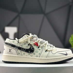 Nike Air Jordan 1 Low DZ5376-356 Sneakers