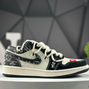 Nike Air Jordan 1 Low DZ5376-383 Sneakers