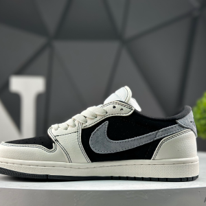 Nike Air Jordan 1 Low x Travis Scott XS2025-083 Sneakers