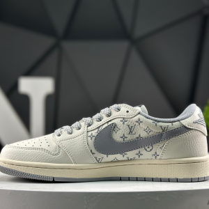 Nike Air Jordan 1 Low x Travis Scott CS5288-502 Sneakers