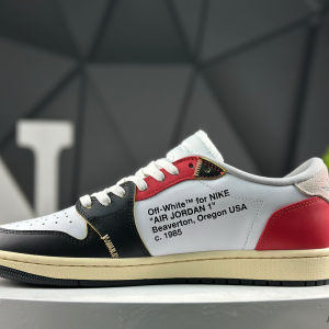 Nike Air Jordan 1 Low x Travis Scott XZ6868-005 Sneakers