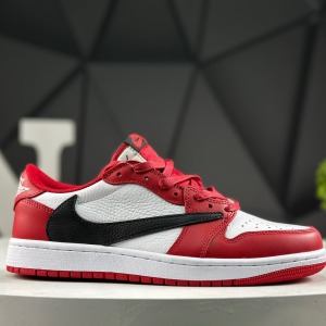 Nike Air Jordan 1 Low x Travis Scott DM7866-101 Sneakers