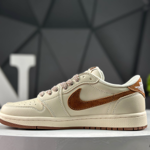 Nike Air Jordan 1 Low x Travis Scott DS2088-007 Sneakers