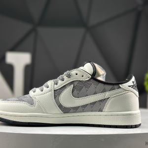 Nike Air Jordan 1 Low x Travis Scott White Red DZ2688-013 Sneakers