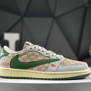 Nike Air Jordan 1 Low x Travis Scott DZ5899-001 Sneakers