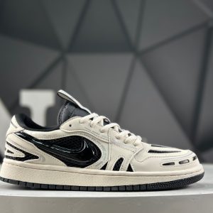 Nike Air Jordan 1 Low 01189 Sneakers