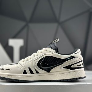 Nike Air Jordan 1 Low 01189 Sneakers