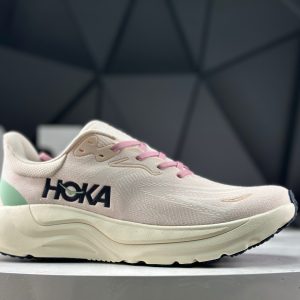 HOKA Arahi 8 Running Shoes 1168691-RCRM