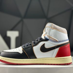 Nike Air Jordan 1 Retro High BV1300-106 Sneakers