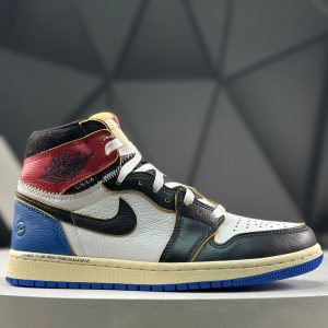 Nike Air Jordan 1 Retro High IO7847-002 Sneakers