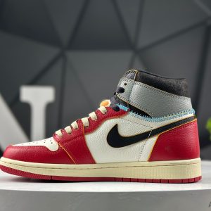 Nike Air Jordan 1 Retro High HV8563-600 Sneakers
