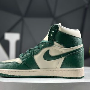 Nike Air Jordan 1 Retro High FD2596-10 Sneakers