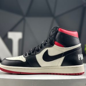 Nike Air Jordan 1 Retro High 861428-106 Sneakers