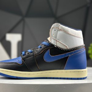 Nike Air Jordan 1 Retro High 555088-001 Sneakers