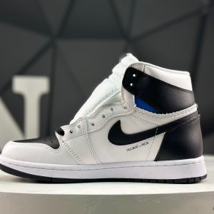 Nike Air Jordan 1 Retro High 117282-100 Sneakers