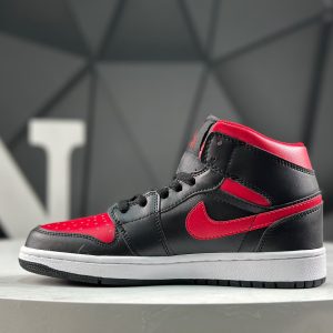 Nike Air Jordan 1 Retro High DQ8426-067 Sneakers