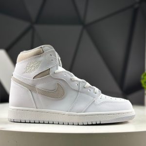 Nike Air Jordan 1 Retro High NIKE-HIGH-00076 Sneakers
