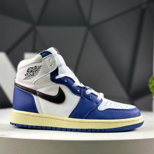 Nike Air Jordan 1 Retro High NIKE-HIGH-00077 Sneakers