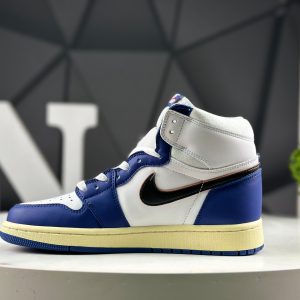 Nike Air Jordan 1 Retro High NIKE-HIGH-00077 Sneakers