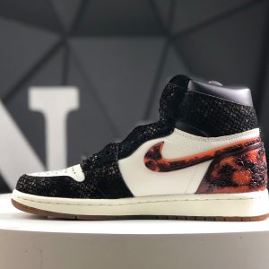 Nike Air Jordan 1 Retro High IB3165-091 Sneakers