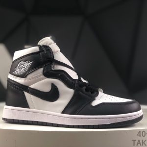 Nike Air Jordan 1 Retro High NIKE-HIGH-00113 Sneakers