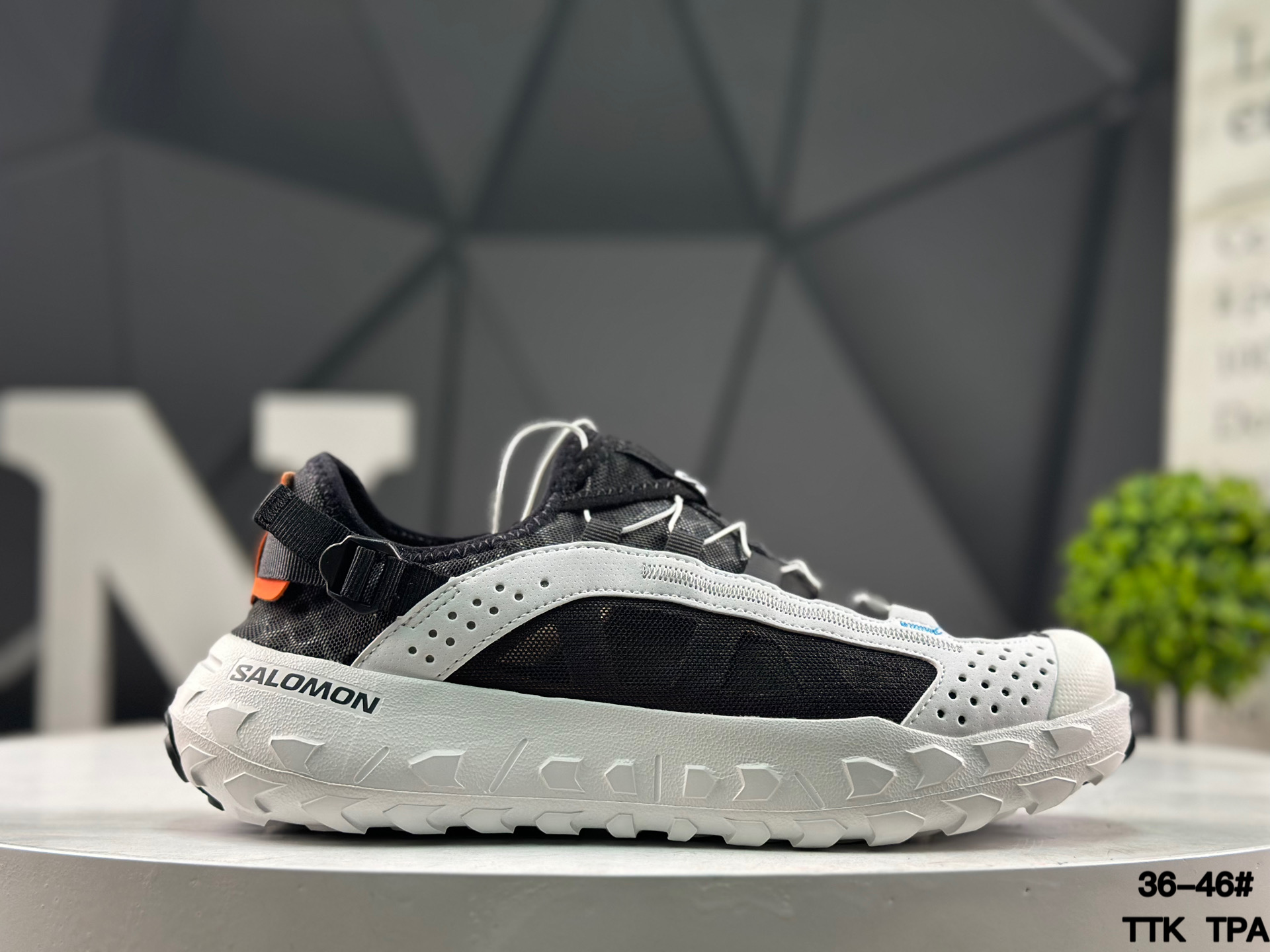 Salomon Trail Running Shoes 478148-26