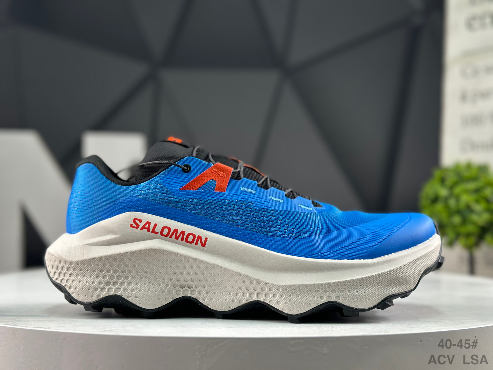Salomon Ultra Glide Trail Running Shoes 475221-31-VO