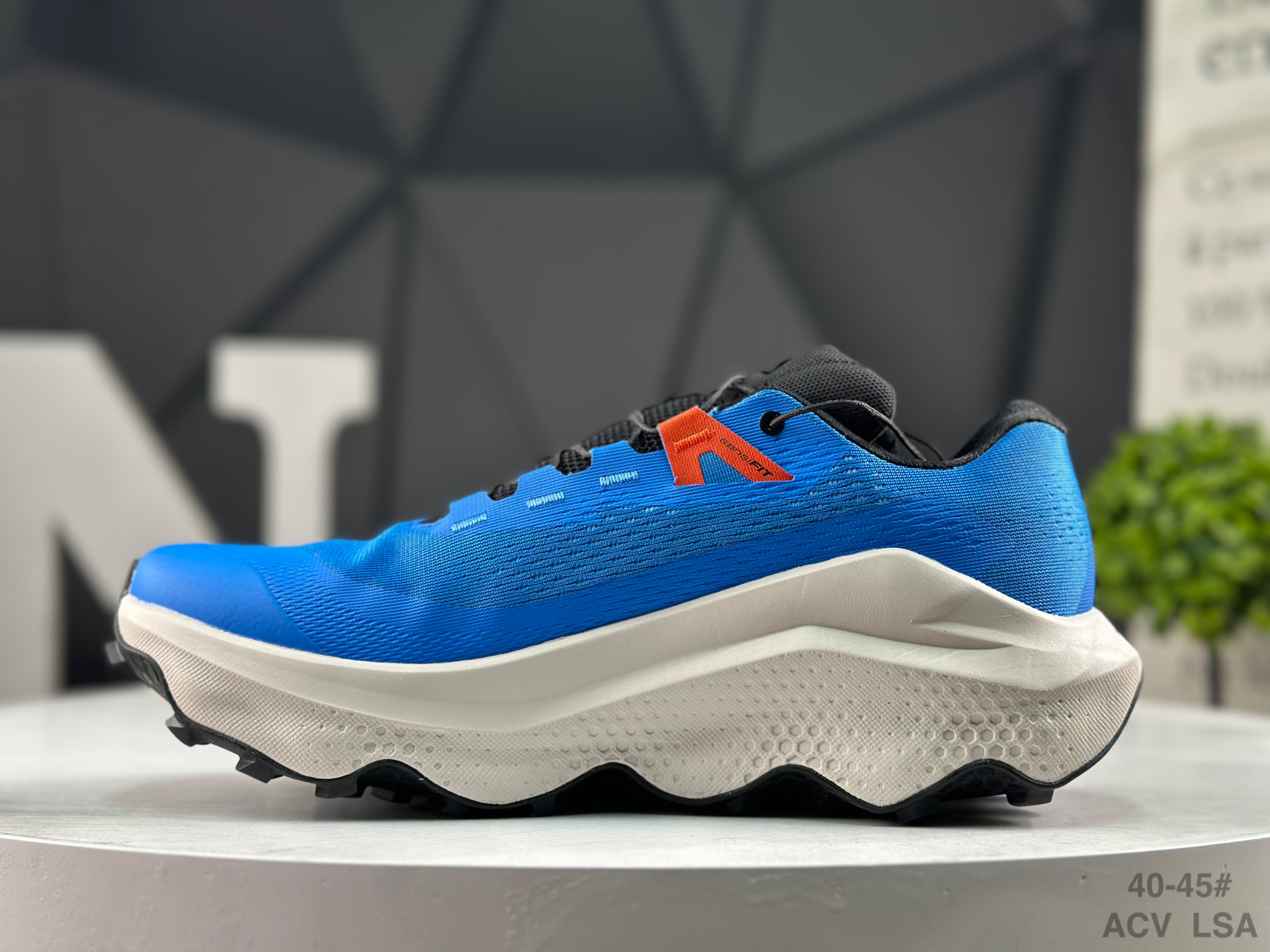 Salomon Ultra Glide Trail Running Shoes 475221-31-VO - Image 2