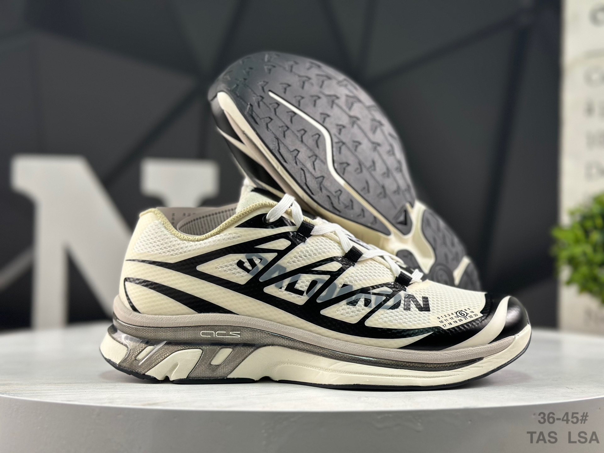 Salomon x MM6 Maison Margiela XT Sneakers SALOMON-00097 - Image 5