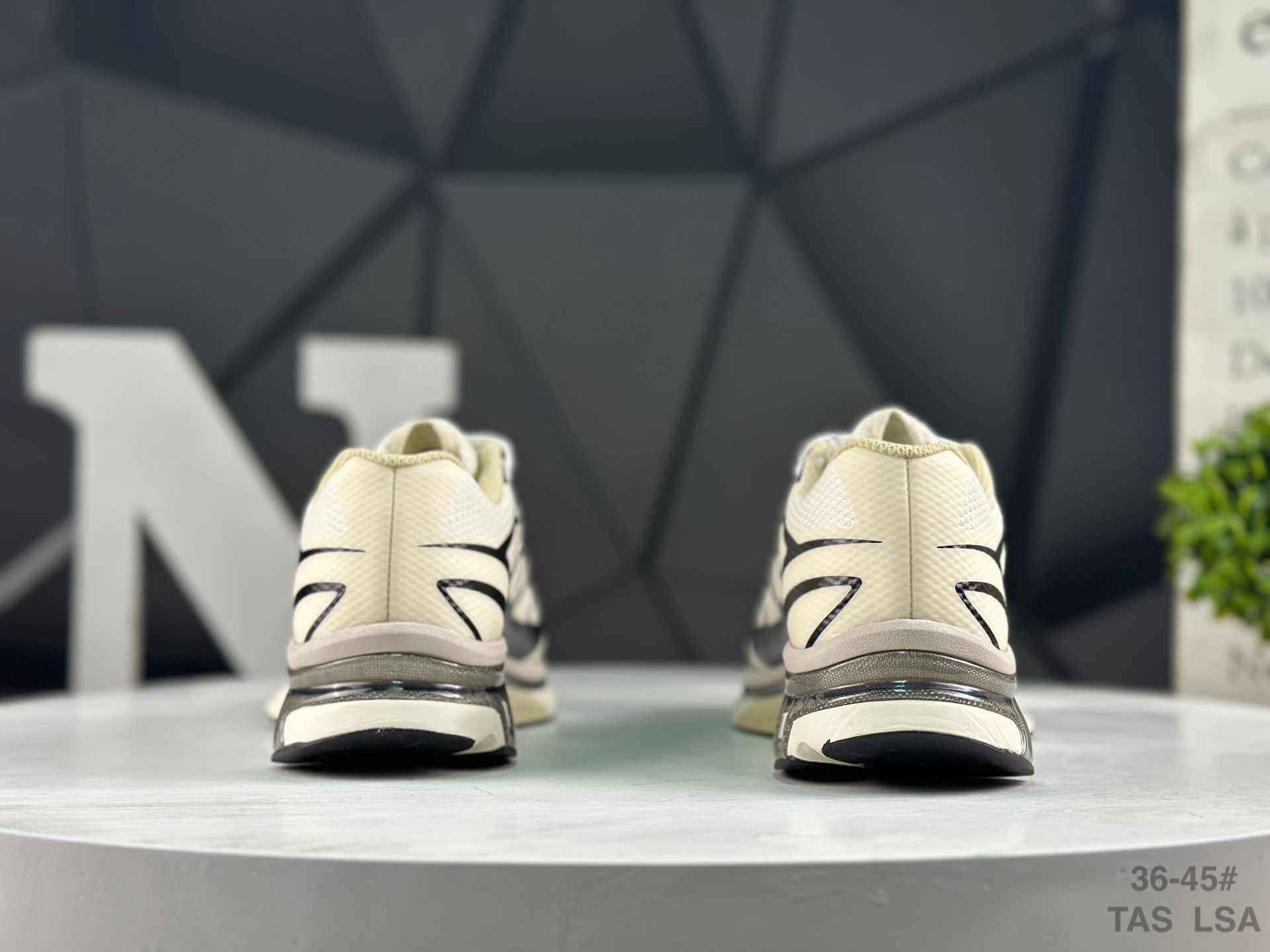 Salomon x MM6 Maison Margiela XT Sneakers SALOMON-00097 - Image 6