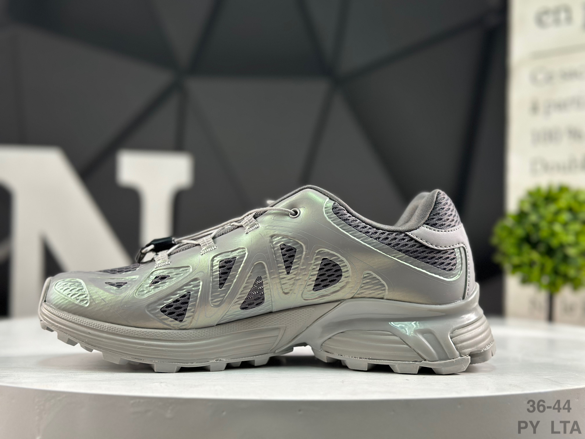 Salomon XT-Whisper Void Trail Running Shoes 478756-34 - Image 2