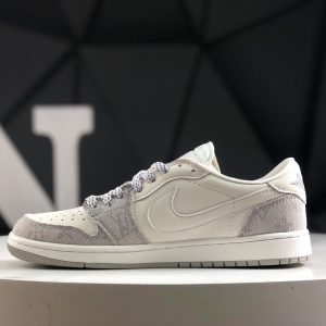 Nike Air Jordan 1 Low x Travis Scott Fragment Reverse Mocha DM7866-100 Sneakers