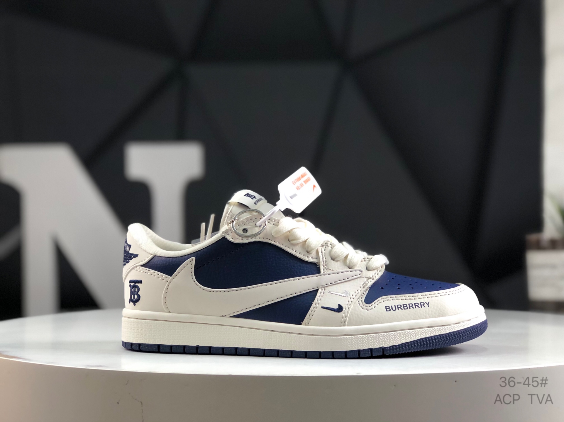 Nike Air Jordan 1 Low x Travis Scott Supreme Fragment Sneakers