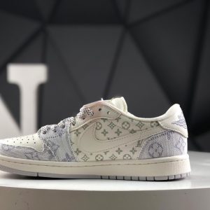 Nike Air Jordan 1 Low x Travis Scott Fragment SJ2068-007 Sneakers