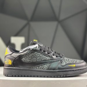Nike Air Jordan 1 Low x Travis Scott DZ5988-043 Sneakers