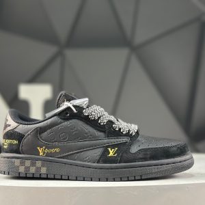 Nike Air Jordan 1 Low x Travis Scott DZ5988-033 Sneakers