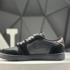 Nike Air Jordan 1 Low x Travis Scott DZ5988-033 Sneakers