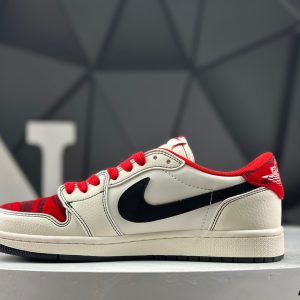 Nike Air Jordan 1 Low x Travis Scott DX5688-001 Sneakers