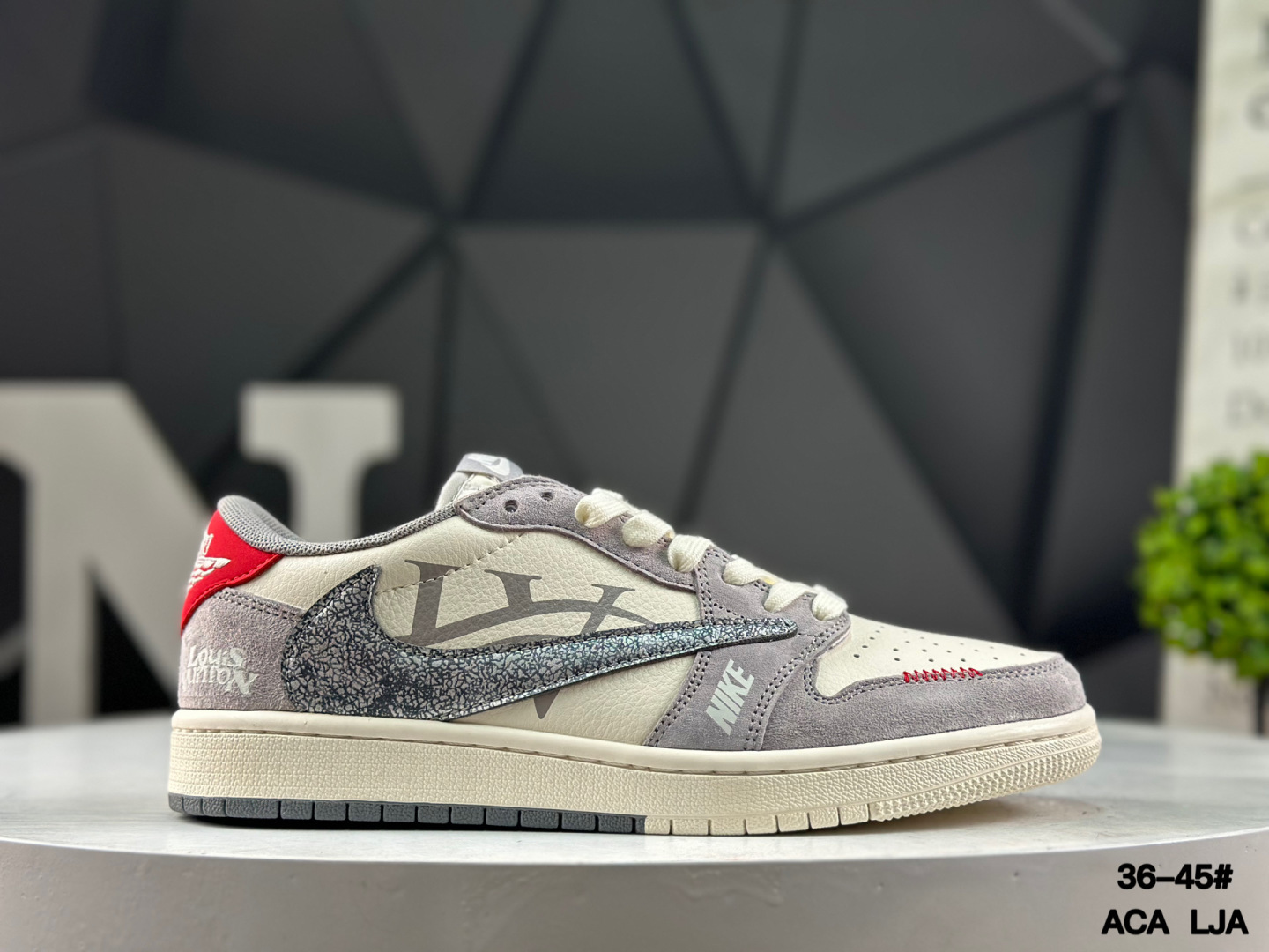 Nike Air Jordan 1 Low x Travis Scott Fragment CW6688-118 Sneakers