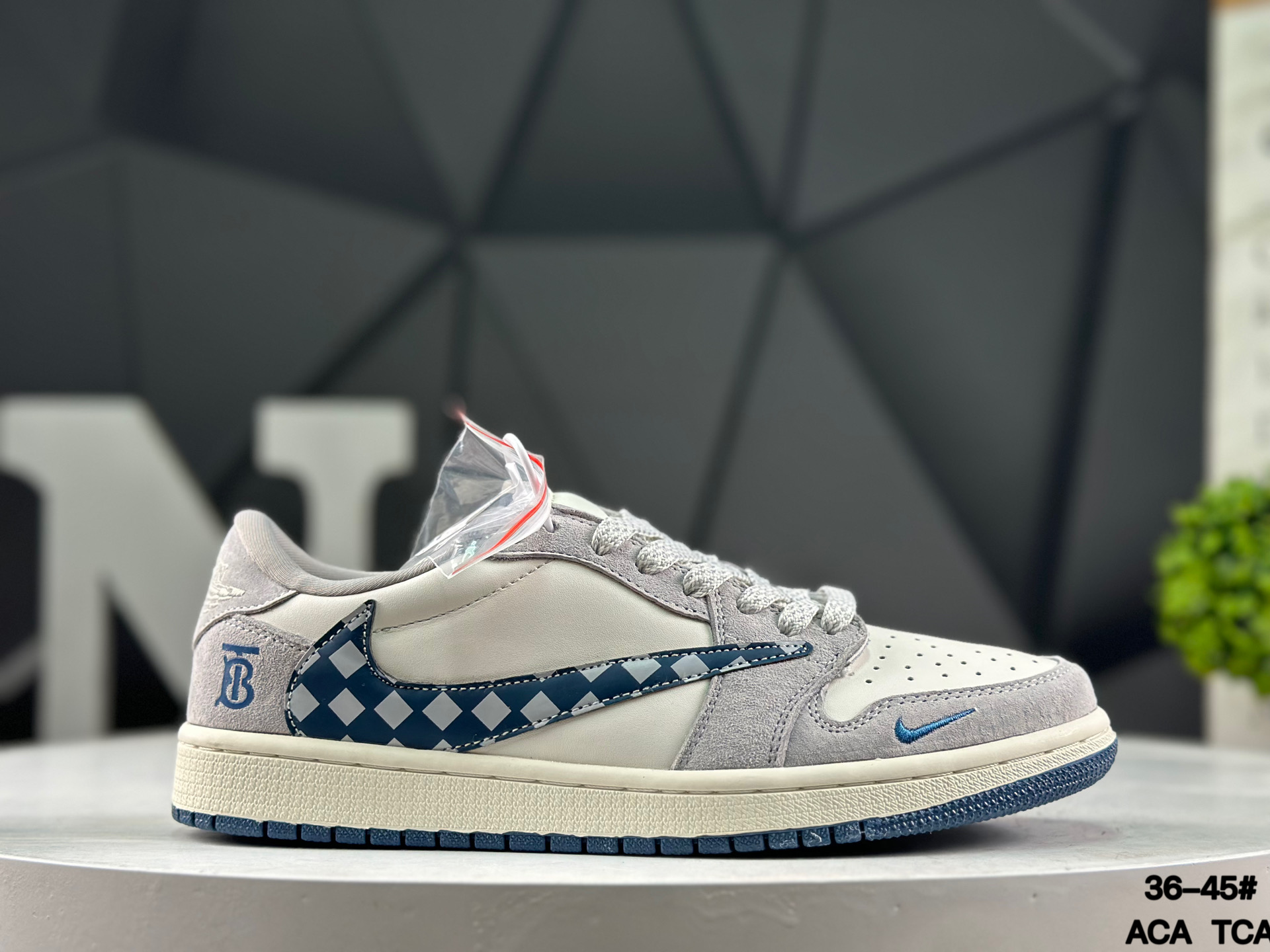 Nike Air Jordan 1 Low x Travis Scott Fragment LD2028-076 Sneakers
