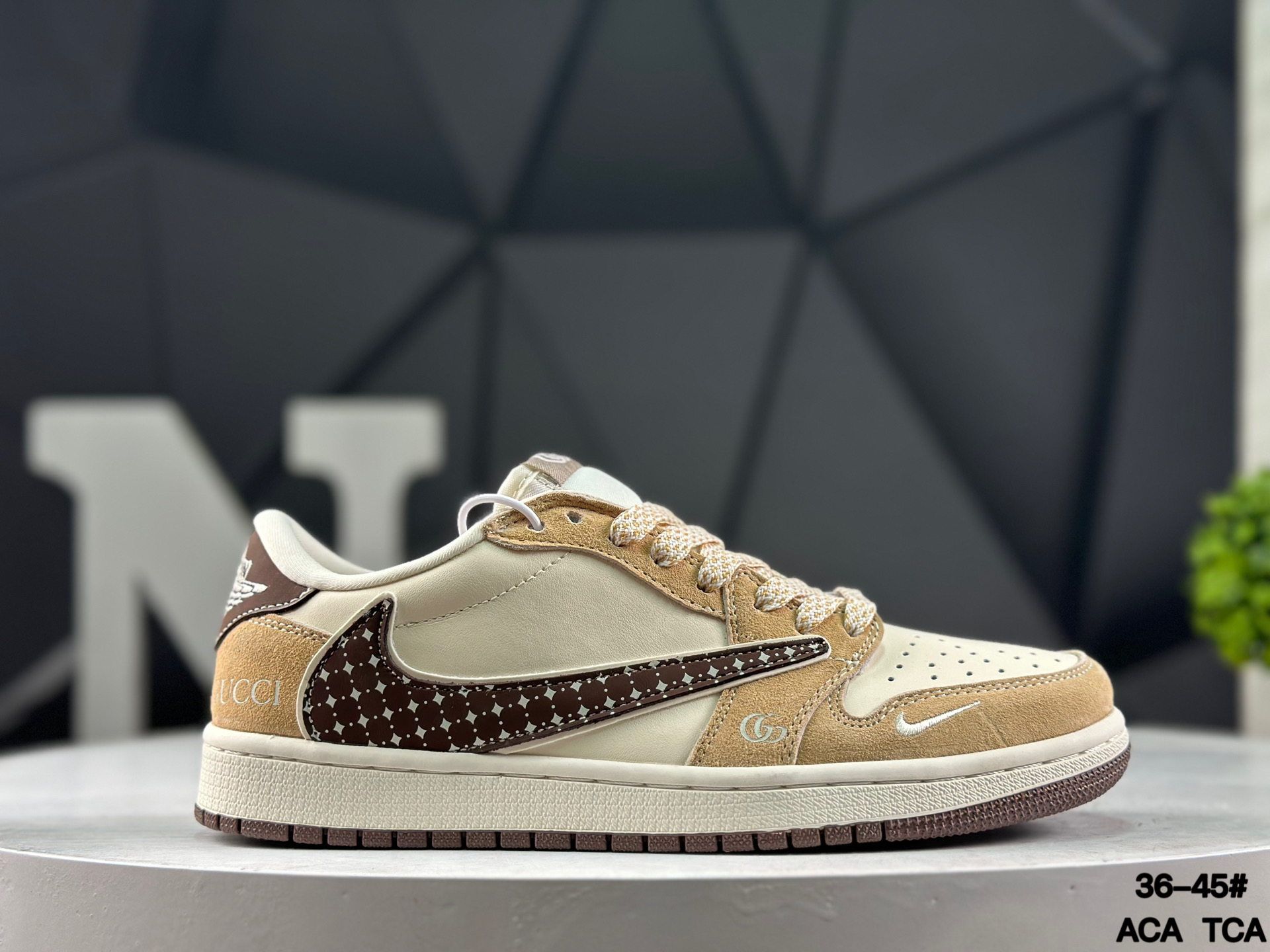 Nike Air Jordan 1 Low x Travis Scott Fragment LD2028-075 Sneakers