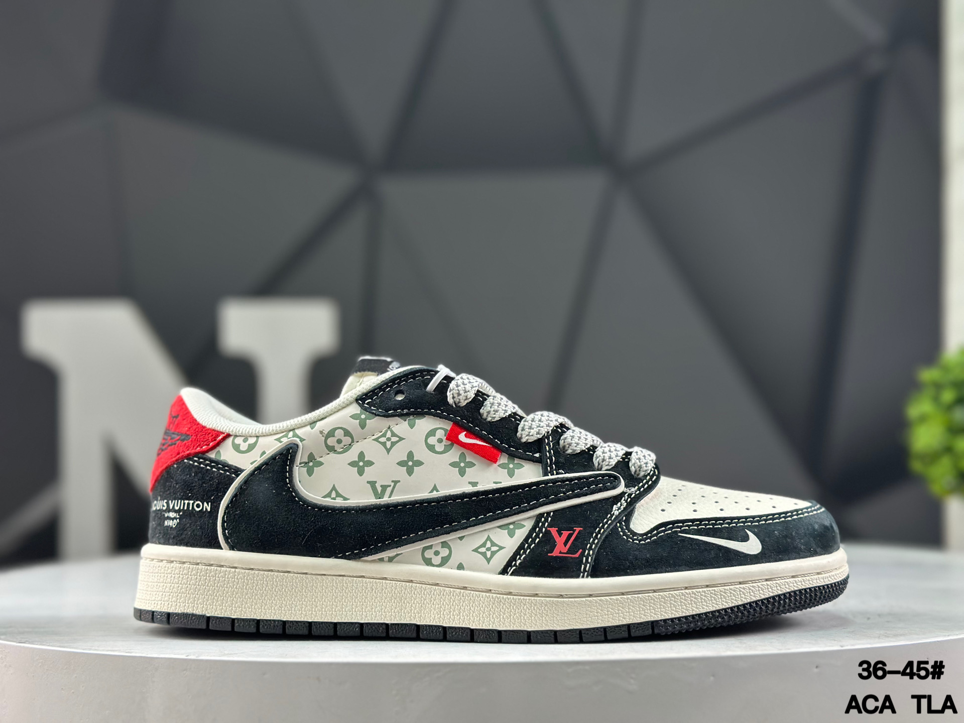 Nike Air Jordan 1 Low x Travis Scott YX5066-333 Sneakers