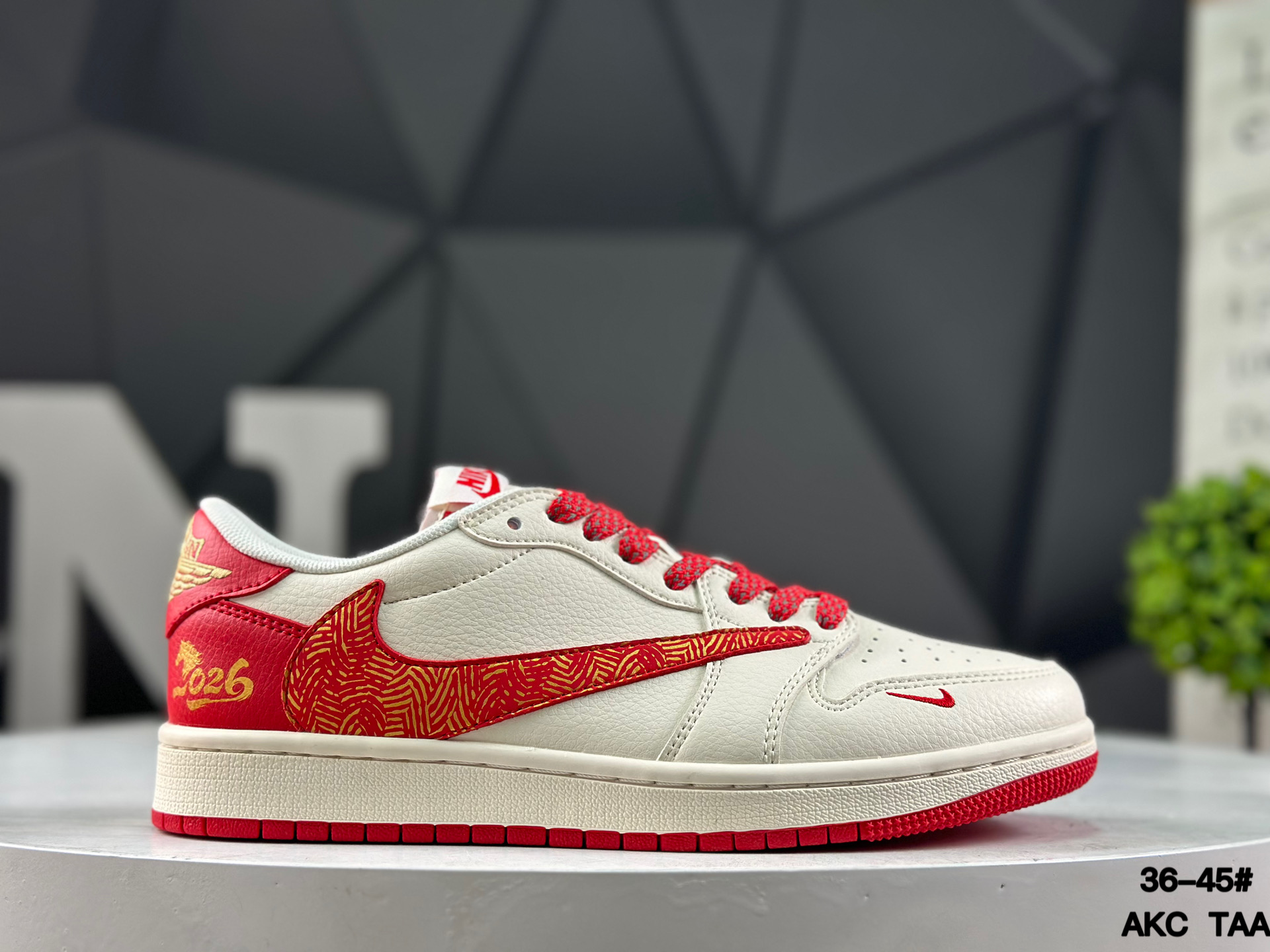 Nike Air Jordan 1 Low x Travis Scott HG0026-021 Sneakers