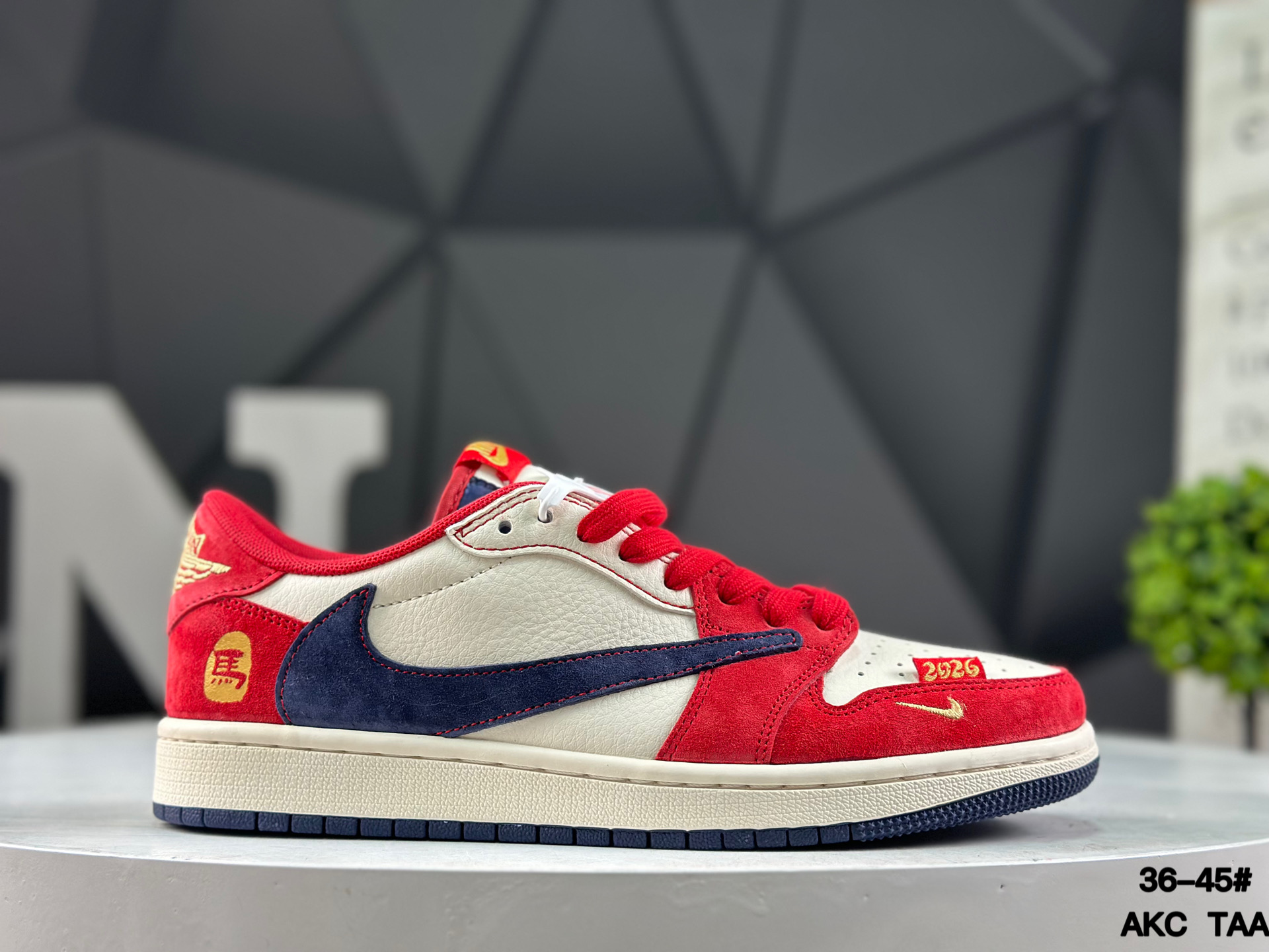 Nike Air Jordan 1 Low x Travis Scott HG0026-024 Sneakers